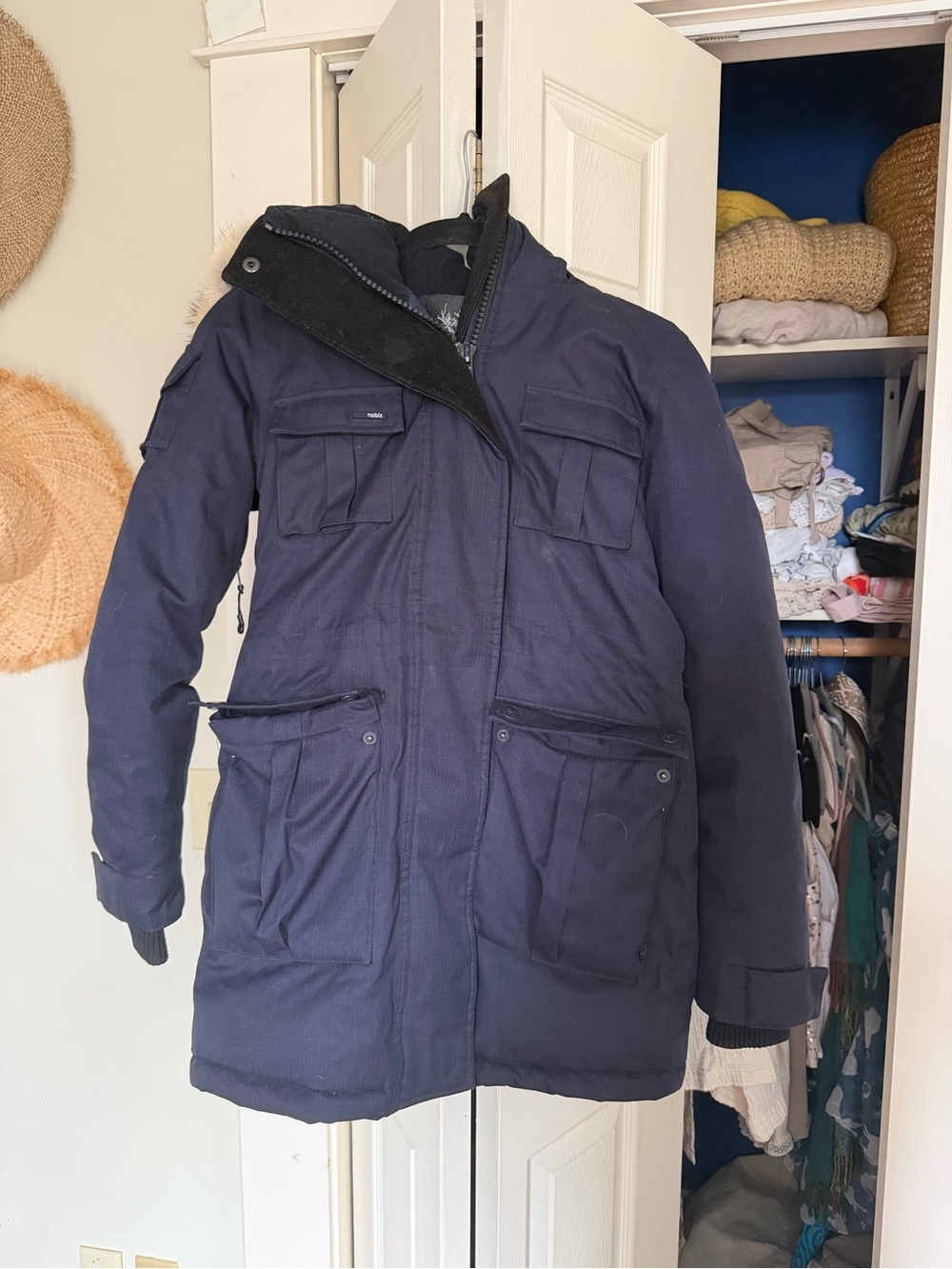 Women’s navy nobis parka